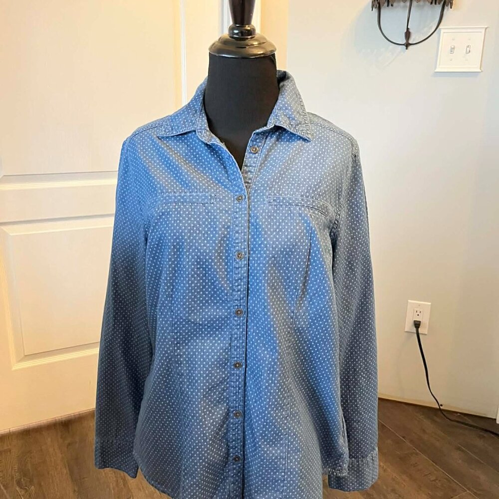 Jaclyn Smith Blue Chambray Button-Up Shirt with White Microdots